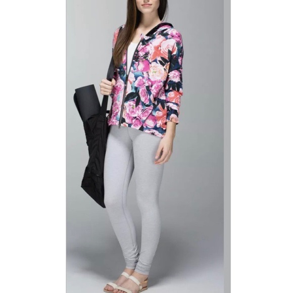 🍋 Lululemon Hold Your Om Secret Garden Hoodie - Picture 1 of 9